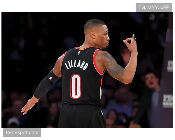 利拉德赛场上冷静，家里却被狗粮淹没了？